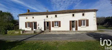 House in Saint-Bonnet-sur-Gironde (17150)
