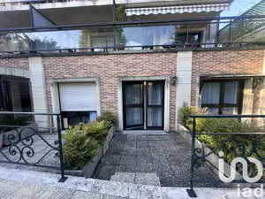 Apartment at Saint-Maur-des-Fossés (94100)