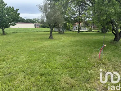 Land at Saint-Paul-sur-Save (31530)