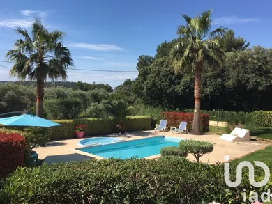 Maison à La Cadière-d'Azur (83740)