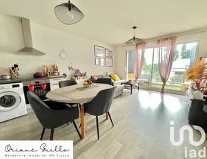 Apartment at Noyal-Châtillon-sur-Seiche (35230)