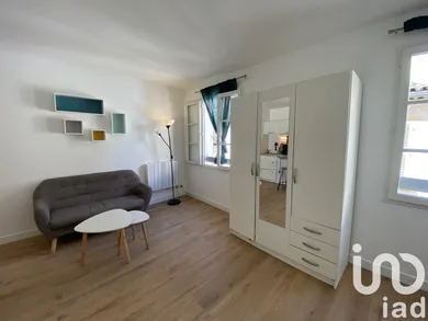 Apartment in Toulon (83000)