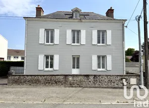 House at Meslay-du-Maine (53170)