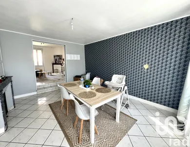 Maison de village à Saint-Clément (89100)