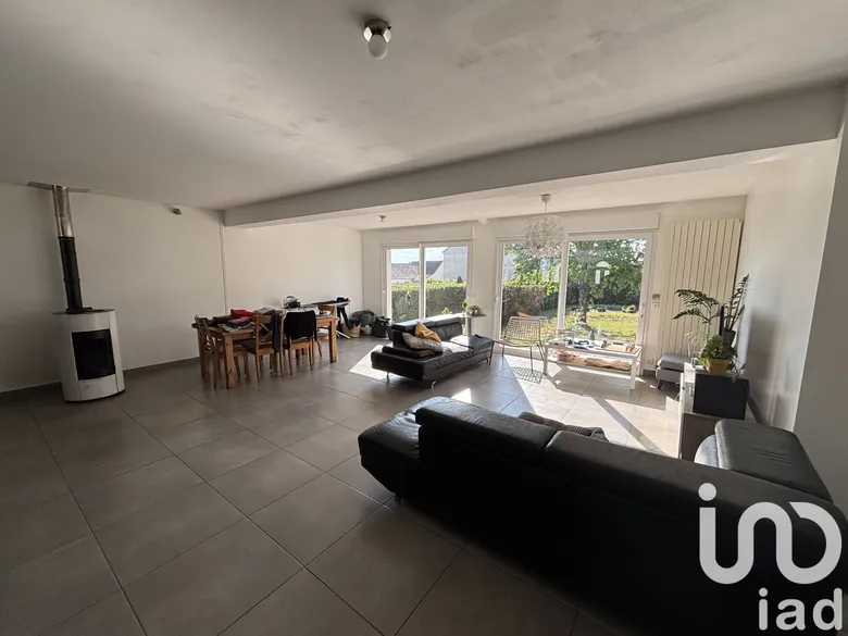 Maison 5 pièces 143 m² · à Saint-Arnoult-des-Bois · 143 m² · 219 999 €