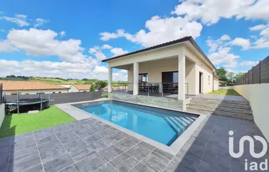 House at Sainte-Foy-d'Aigrefeuille (31570)