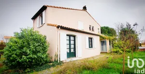 House at Niort (79000)