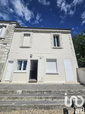 Building at Angoulême (16000)