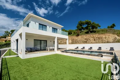 Maison à Sainte-Maxime (83120)