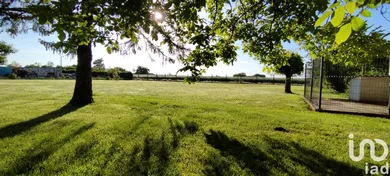 Terrain à bâtir à Aulnay (17470)