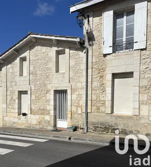Maison de village à Saint-Romain-la-Virvée (33240)