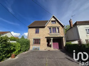 Mansion at Lamarche-sur-Saône (21760)