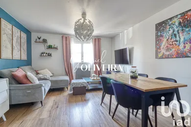 Apartment in Moisselles (95570)