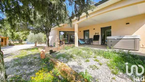 Maison à Méjannes-le-Clap (30430)