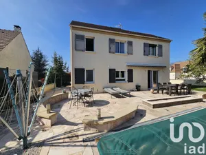 Maison traditionnelle à Nanteuil-lès-Meaux (77100)