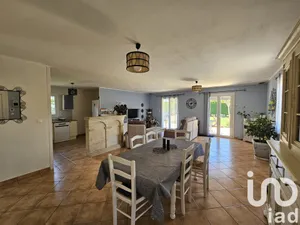 Maison à Mouliets-et-Villemartin (33350)