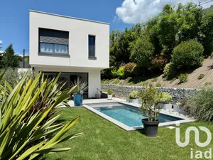 Architectural house in Saint-Alban-Leysse (73230)