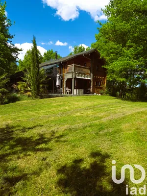 Châlet à Saint-Rémy-en-Rollat (03110)