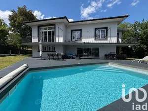 Maison traditionnelle à Pessac (33600)