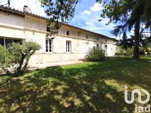 Longere in Saint-Savin (33920)