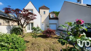 Maison traditionnelle à Ozoir-la-Ferrière (77330)