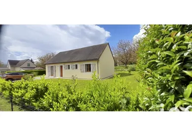 Maison traditionnelle à Meyronne (46200)