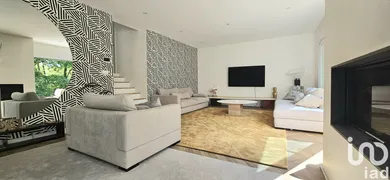 Architectural house in Jouy-aux-Arches (57130)