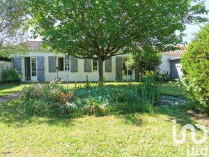 Maison à Saint-Xandre (17138)