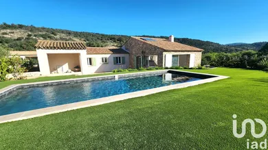 Maison traditionnelle à Le Plan-de-la-Tour (83120)