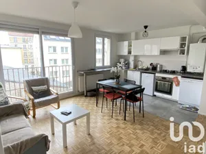 Apartment at Saint-Ouen-sur-Seine (93400)