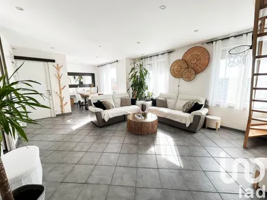 Duplex in Athis-Mons (91200)