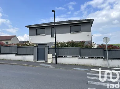 Maison à Charleville-Mézières (08000)