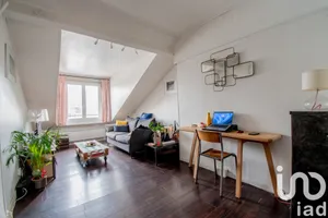 Apartment at Montrouge (92120)