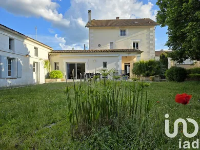 Longère à La Couronne (16400)