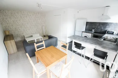 Apartment at Rouen (76100)