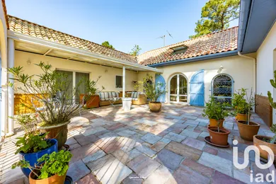 Architectural house at Labenne (40530)