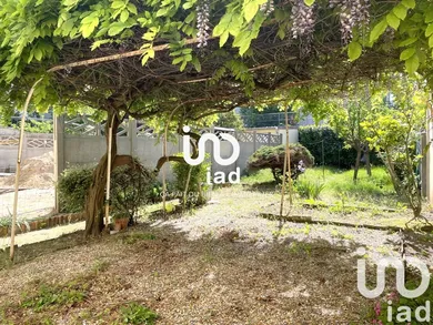 House at Nanterre (92000)