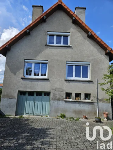 Maison à Saint-Bonnet-près-Riom (63200)