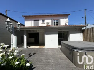 Maison de ville à Bordeaux (33100)