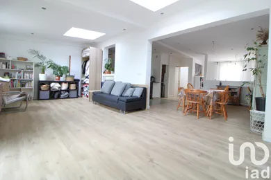 House at Villeneuve-le-Roi (94290)