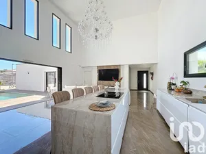 House at Vias (34450)