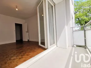 Apartment at La Roche-sur-Yon (85000)