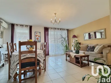 Apartment at Marseille (13015) — 7/23