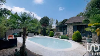 Maison traditionnelle à Saint-Martin-en-Bière (77630)