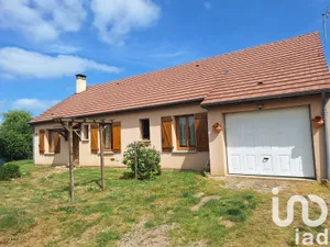 Traditional house at Droisy (27320)