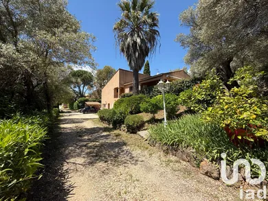 House at Solliès-Pont (83210)