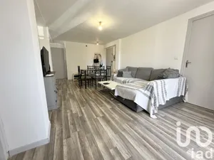 Apartment in Le Pontet (84130)