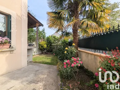 House at Versailles (78000)