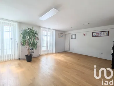 Apartment in Versailles (78000)