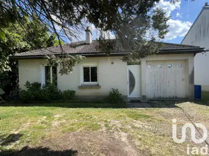 House at Tours (37100)